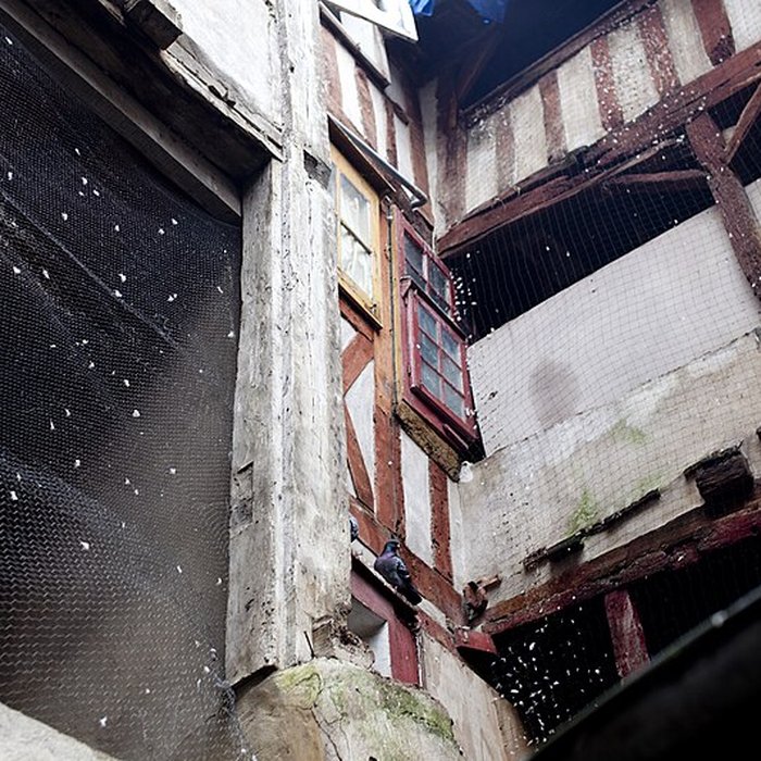 Photo de Immeuble ou hôtel de Chalain