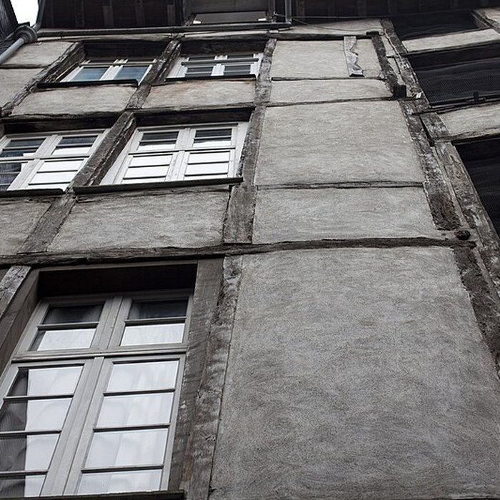 Photo de Immeuble ou hôtel de Chalain