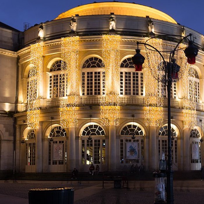 Photo de Théâtre et immeubles dits Galeries du Théâtre