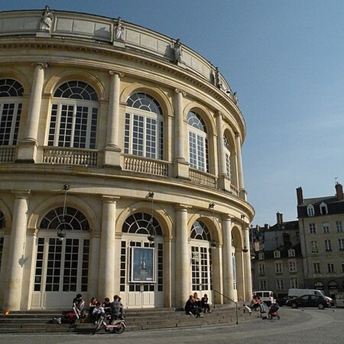 Photo de Théâtre et immeubles dits Galeries du Théâtre
