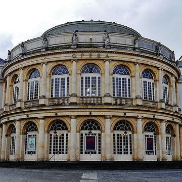 Théâtre et immeubles dits Galeries du Théâtre