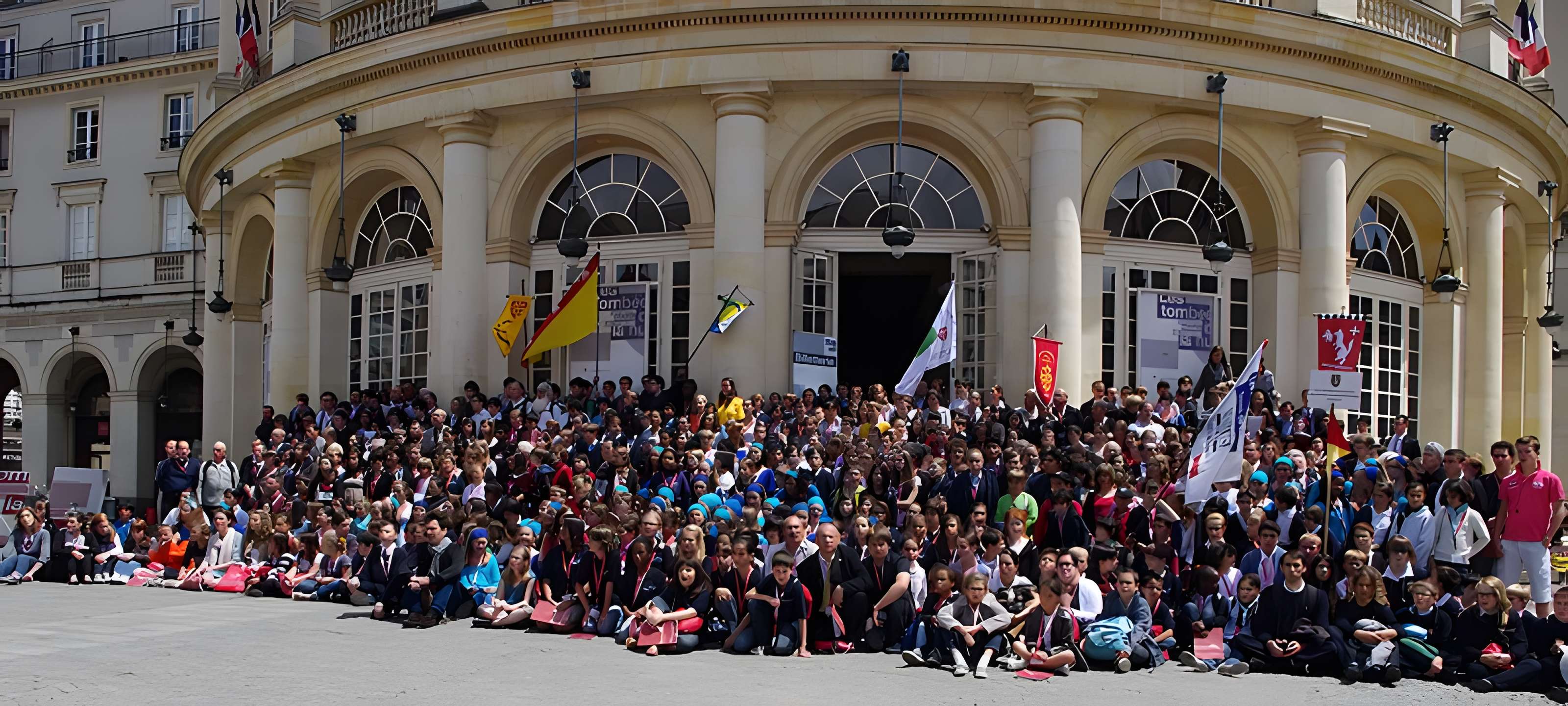 Théâtre et immeubles dits Galeries du Théâtre