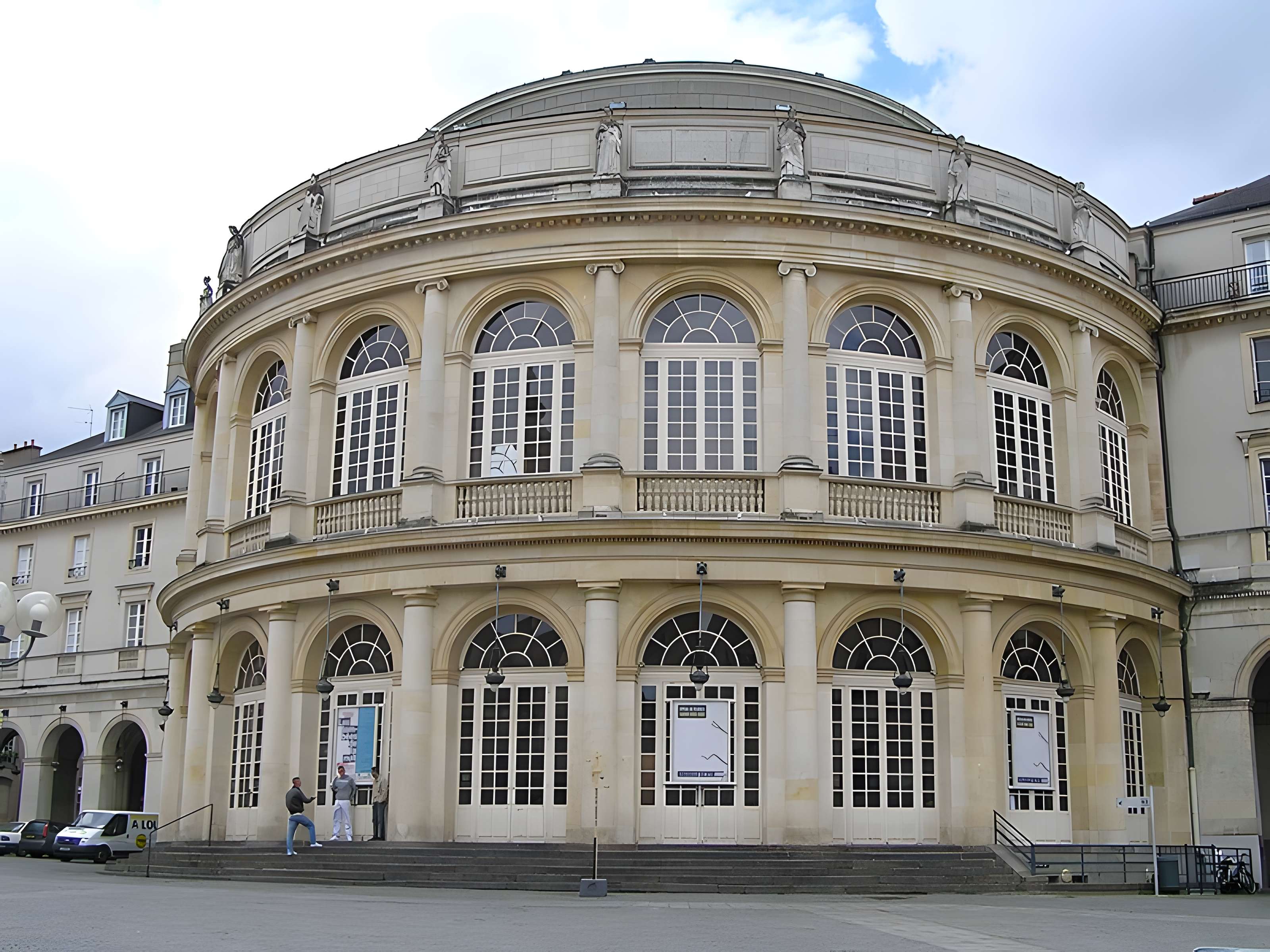 Théâtre et immeubles dits Galeries du Théâtre