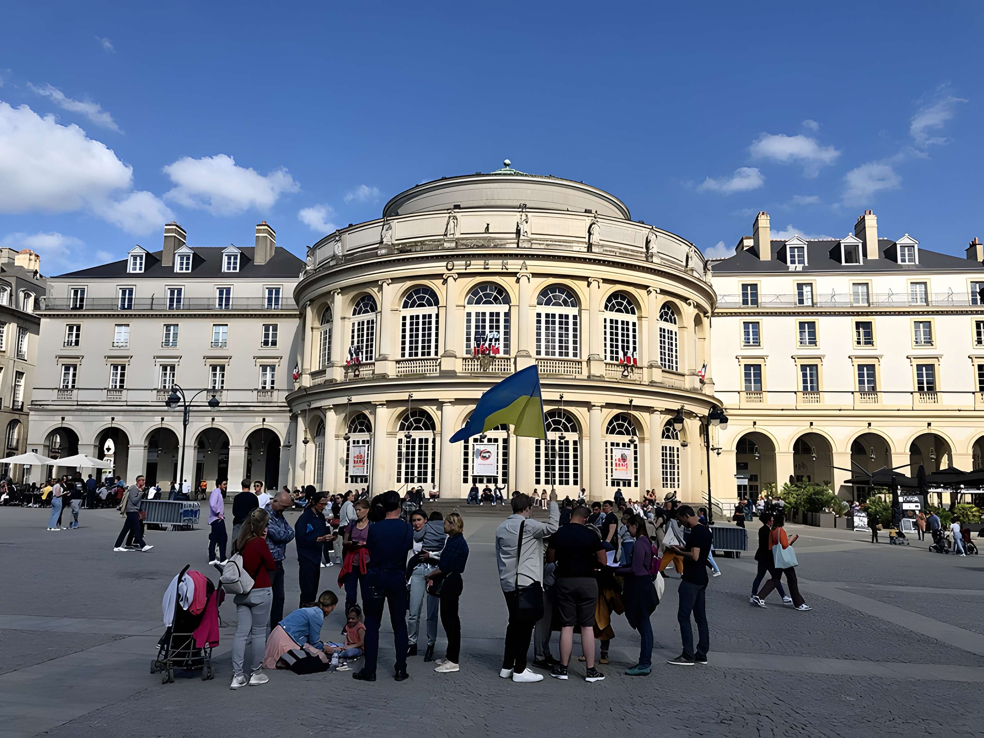 Théâtre et immeubles dits Galeries du Théâtre