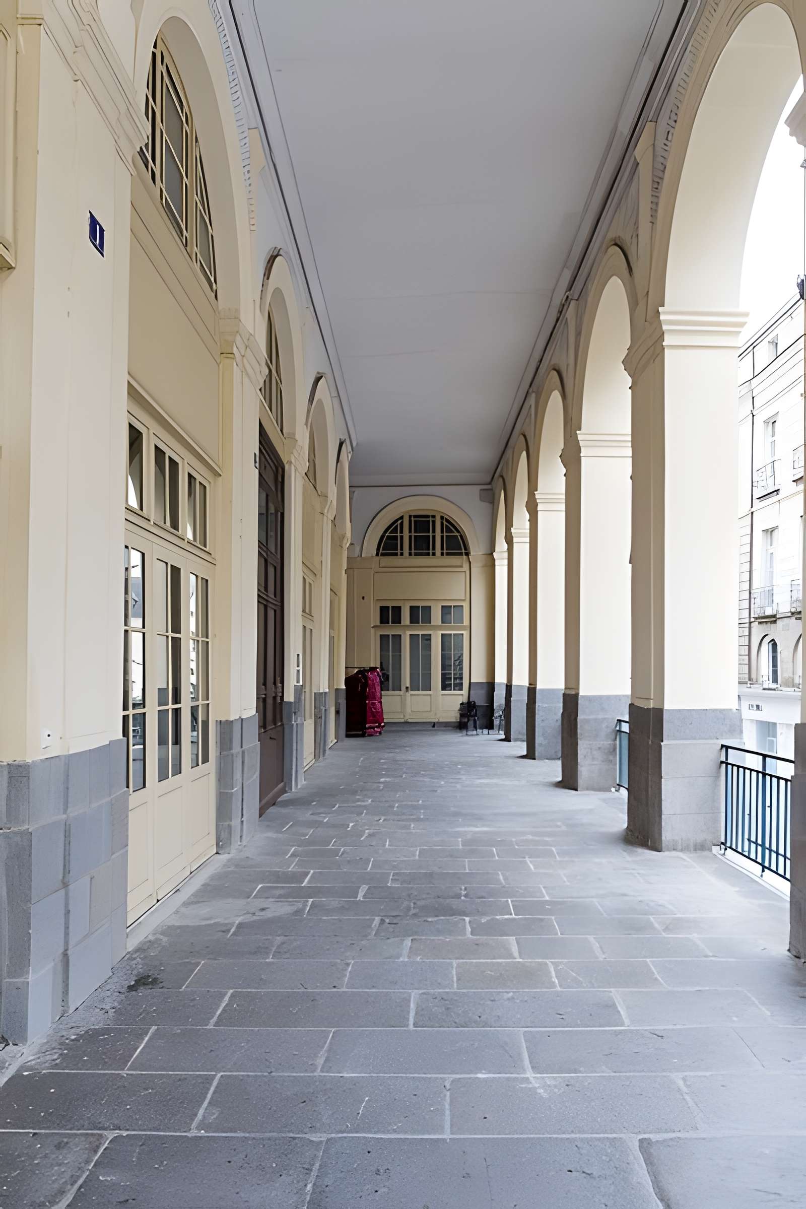 Théâtre et immeubles dits Galeries du Théâtre