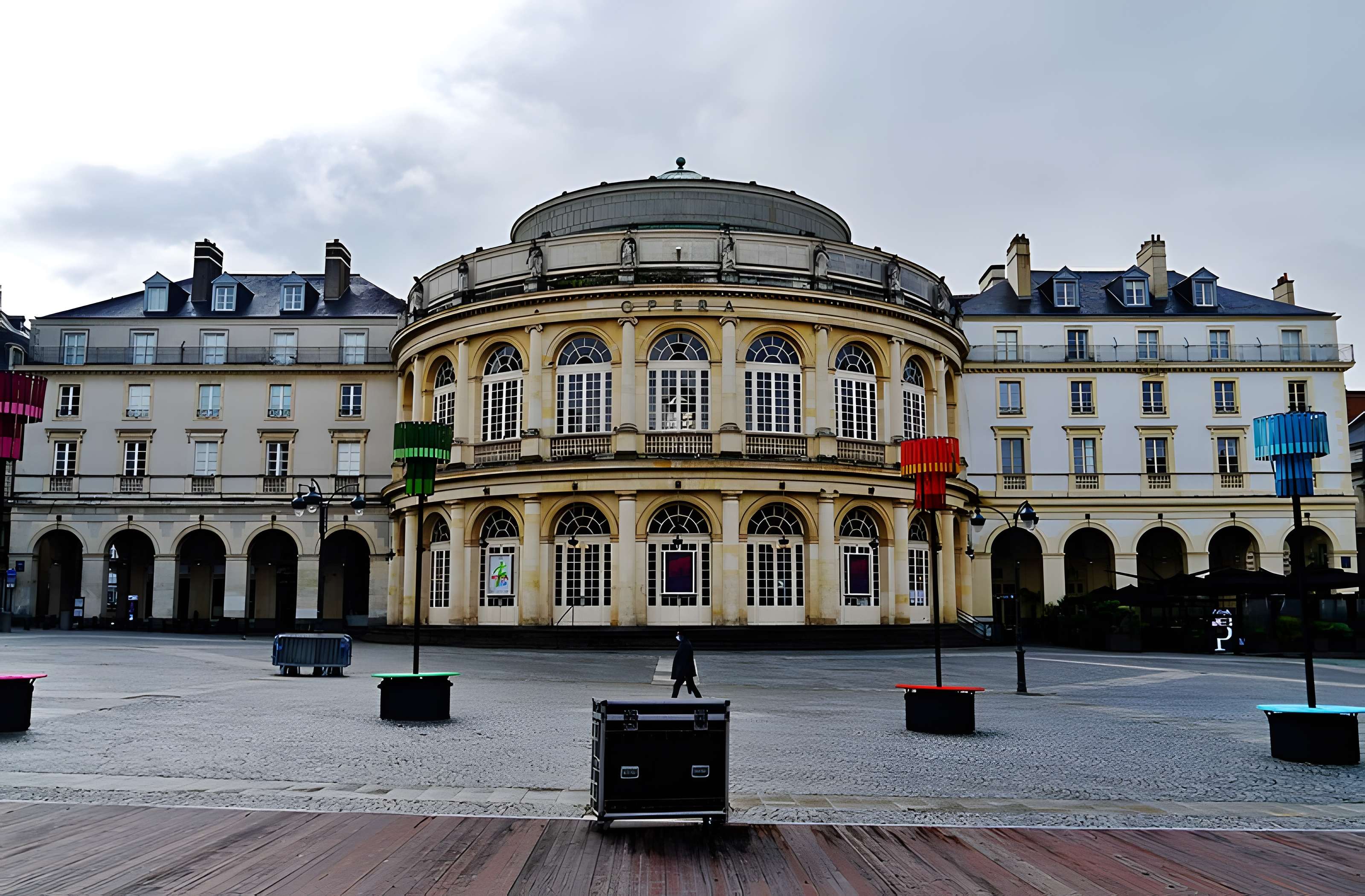 Théâtre et immeubles dits Galeries du Théâtre