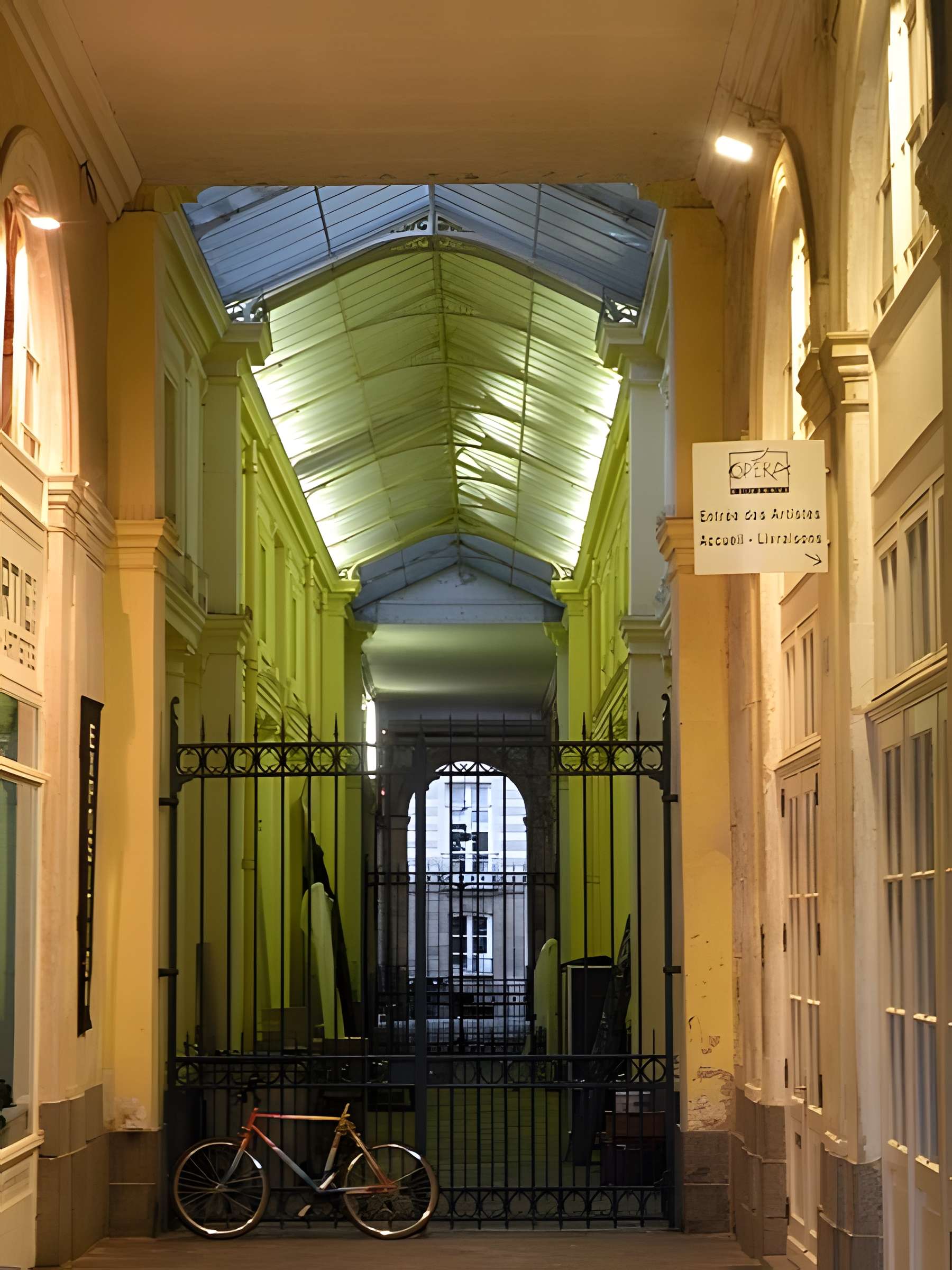 Théâtre et immeubles dits Galeries du Théâtre