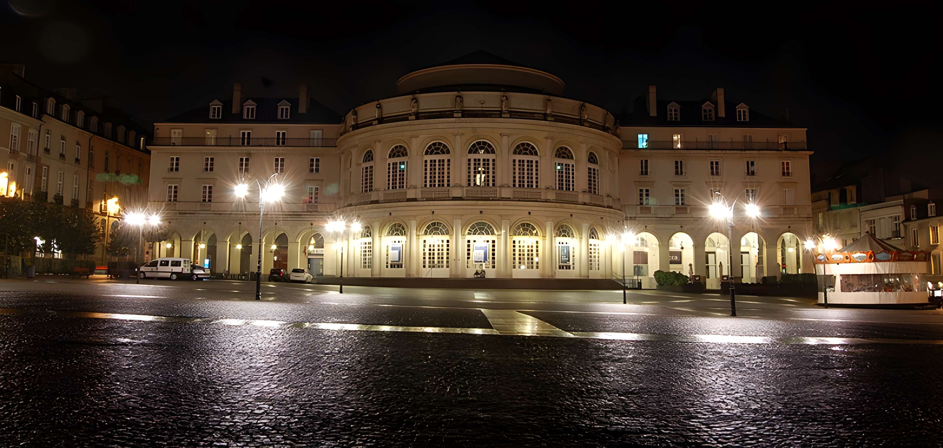 Théâtre et immeubles dits Galeries du Théâtre