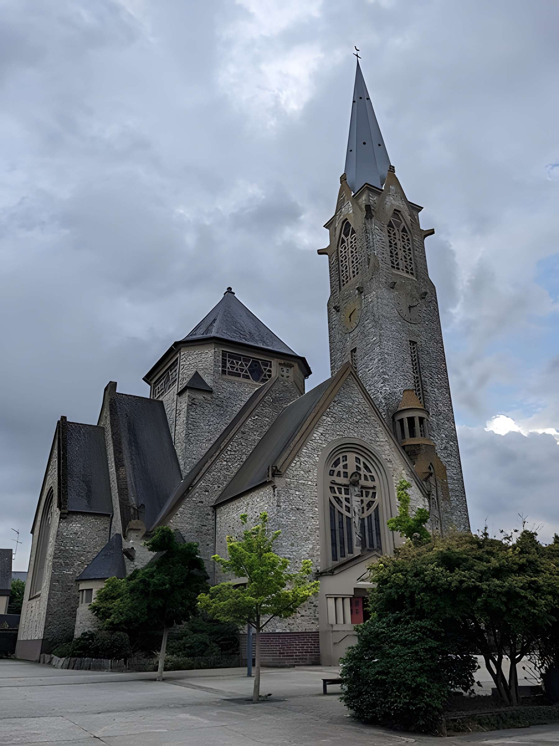 Église Sainte-Thérèse-de-l'Enfant-Jésus
