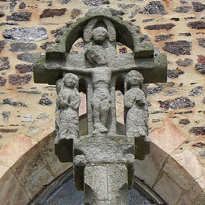 Photo de Croix en granit du XIIIe siècle