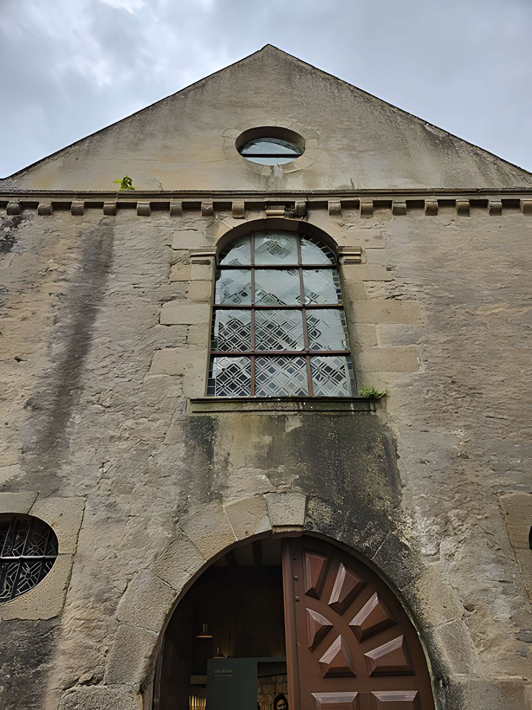 Ancien couvent Notre-Dame-des-Victoires, puis caserne des Victoires