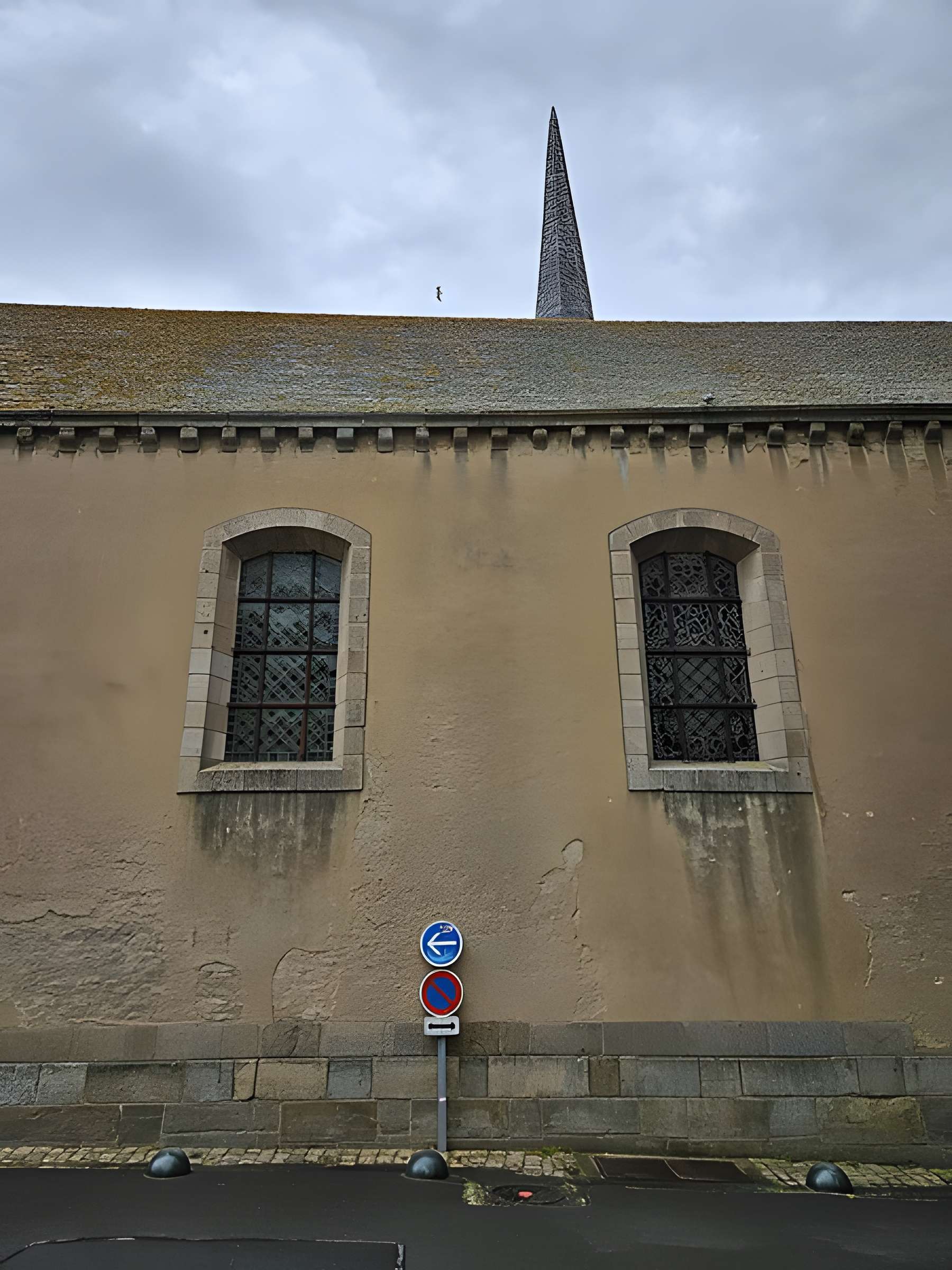 Ancien couvent Notre-Dame-des-Victoires, puis caserne des Victoires