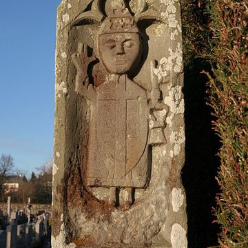 Croix du cimetière en pierre