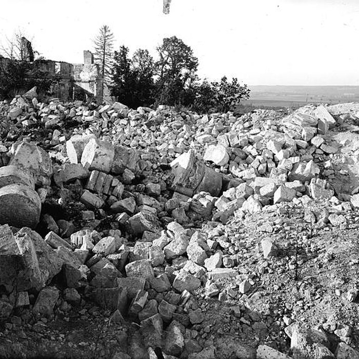 Photo de Église Sainte-Marie-Madeleine de Mont-Notre-Dame