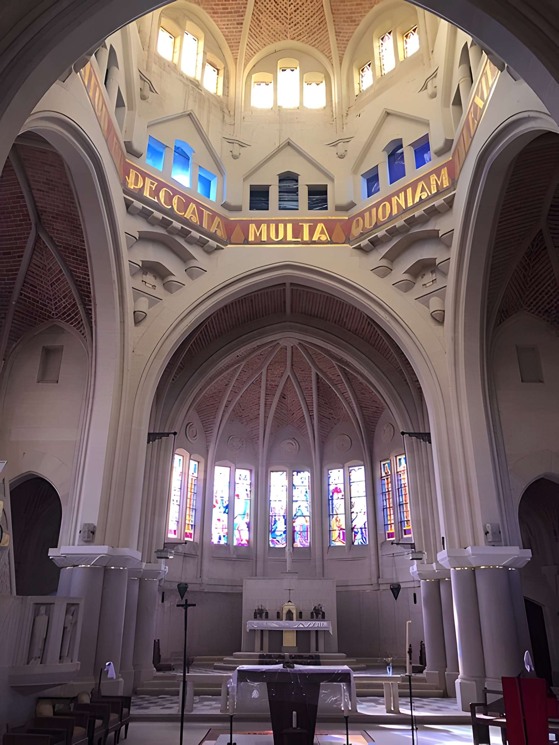 Église Sainte-Marie-Madeleine de Mont-Notre-Dame