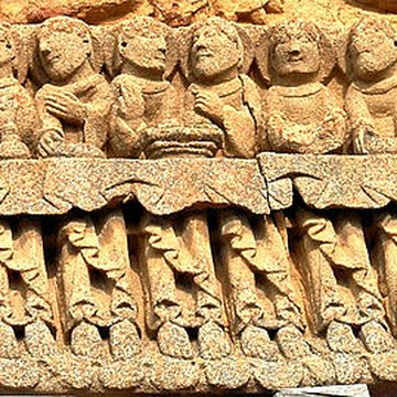 Église Sainte-Marie-Madeleine de Neuilly-en-Donjon