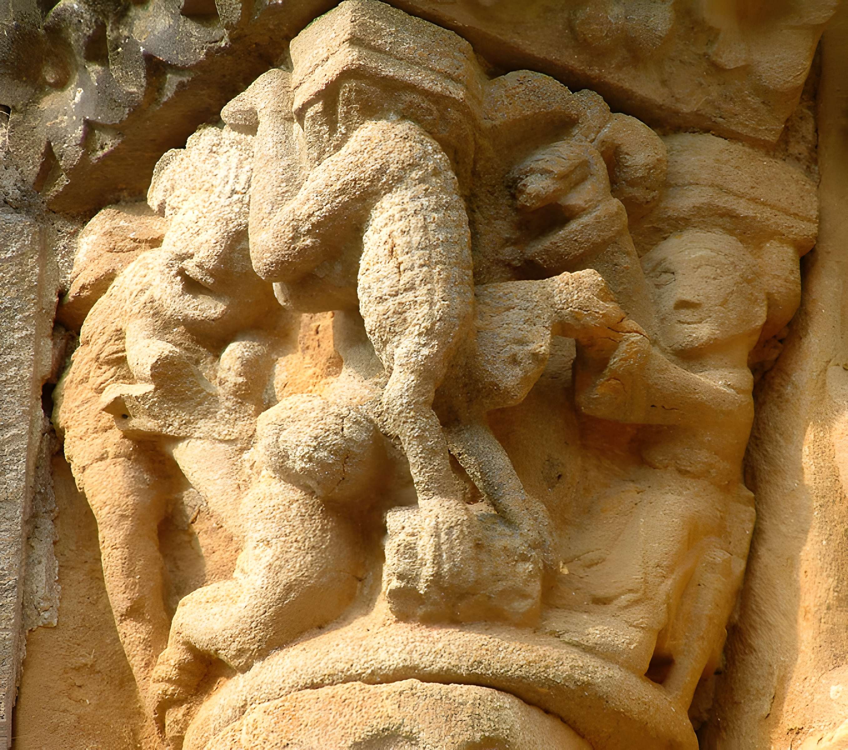 Église Sainte-Marie-Madeleine de Neuilly-en-Donjon