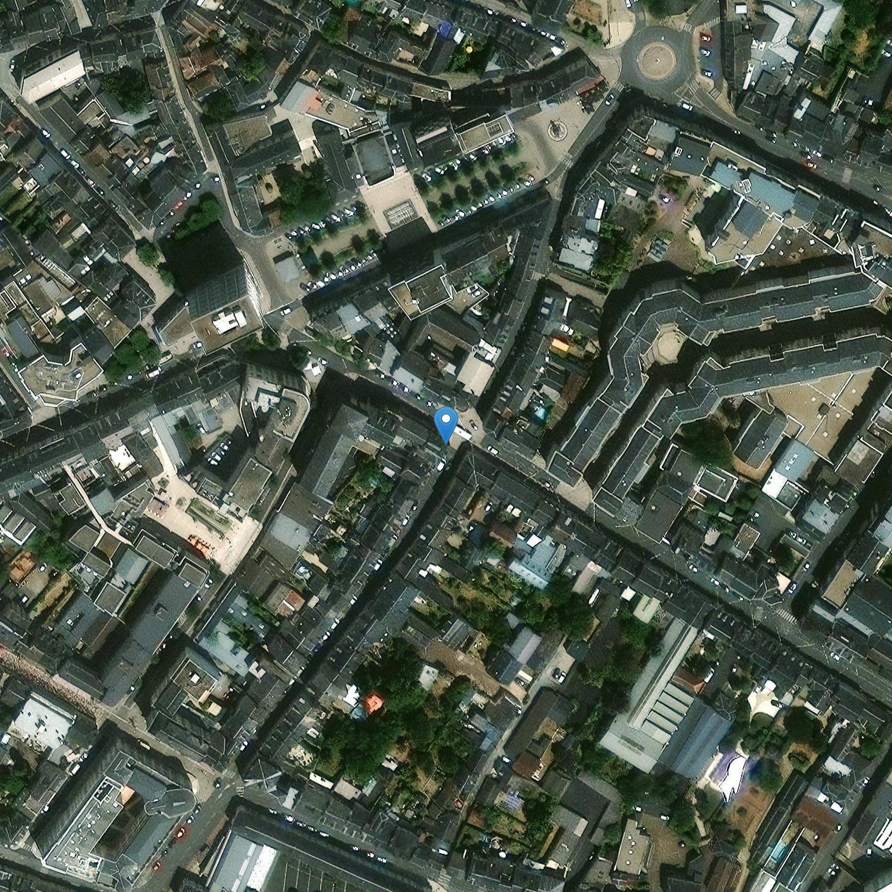 Photo de 伴星型天窗大楼