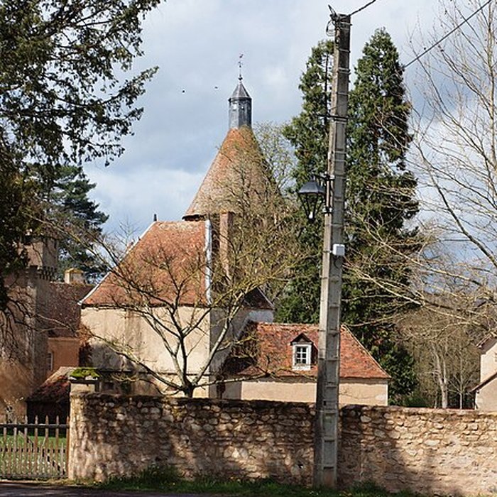 Photo de Château de la Motte-Feuilly, dépendances, parcs et jardins