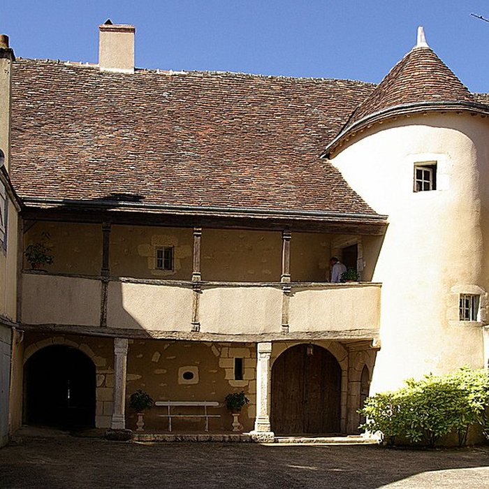 Photo de Hôtel de Châtillon de Villemorand autrement de Busson de lAge, sis Ville Haute