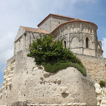 Église Sainte-Radegonde de Talmont-sur-Gironde