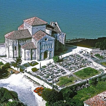 Église Sainte-Radegonde de Talmont-sur-Gironde