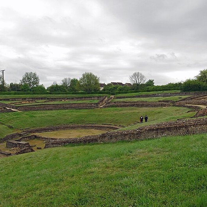 Photo de Vestiges du théâtre gallo-romain dArgentomagus