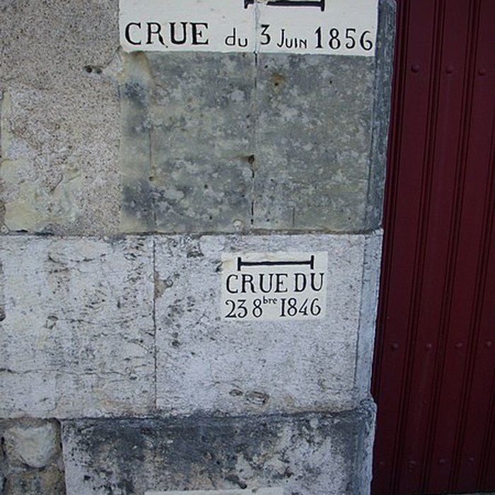 Photo de Eglise Notre-Dame-du-Bout-des-Ponts ou Notre-Dame-de-Grâce