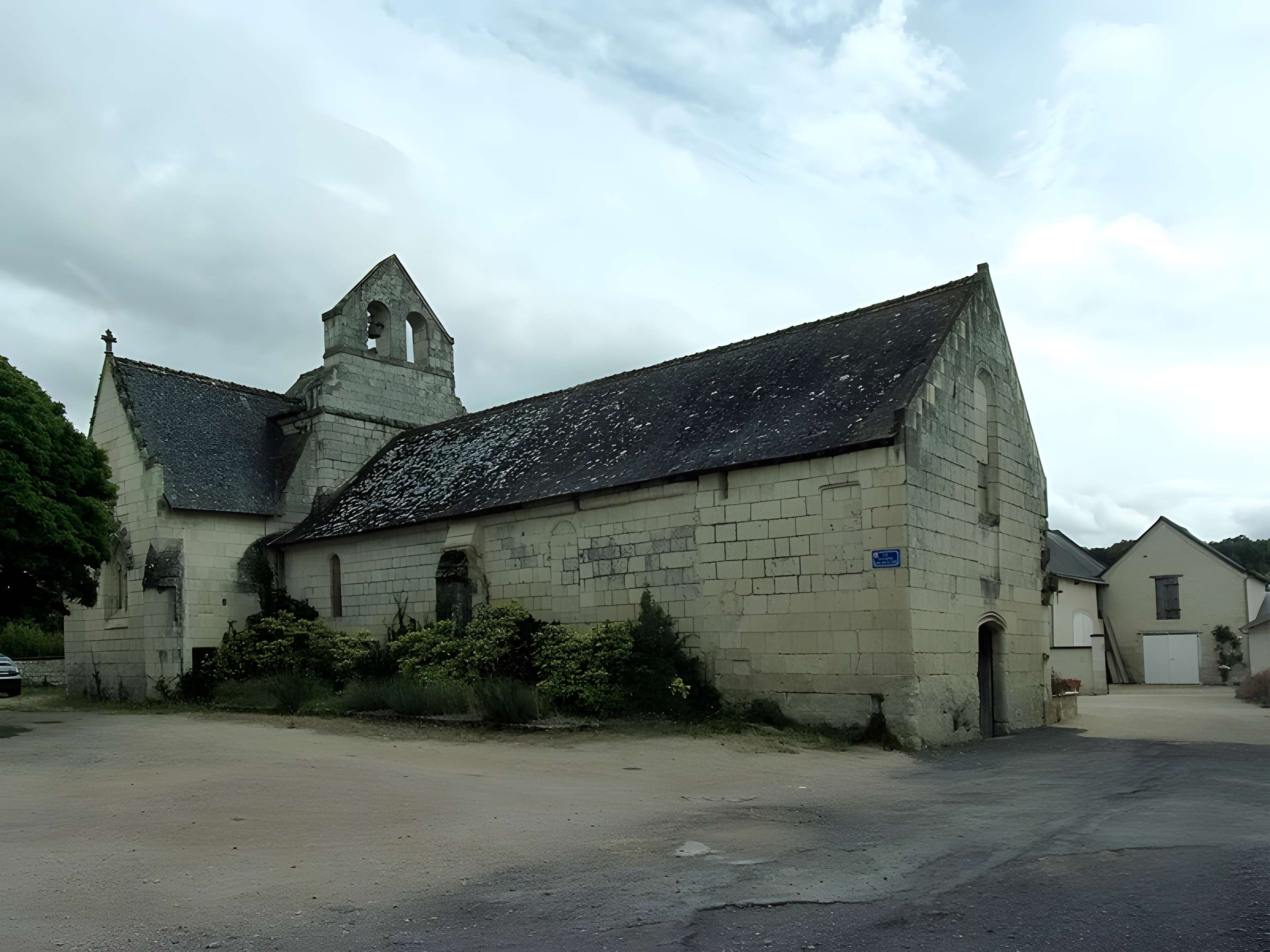 Eglise de Parilly (ancienne église Notre-Dame de l'Epine de Parilly)