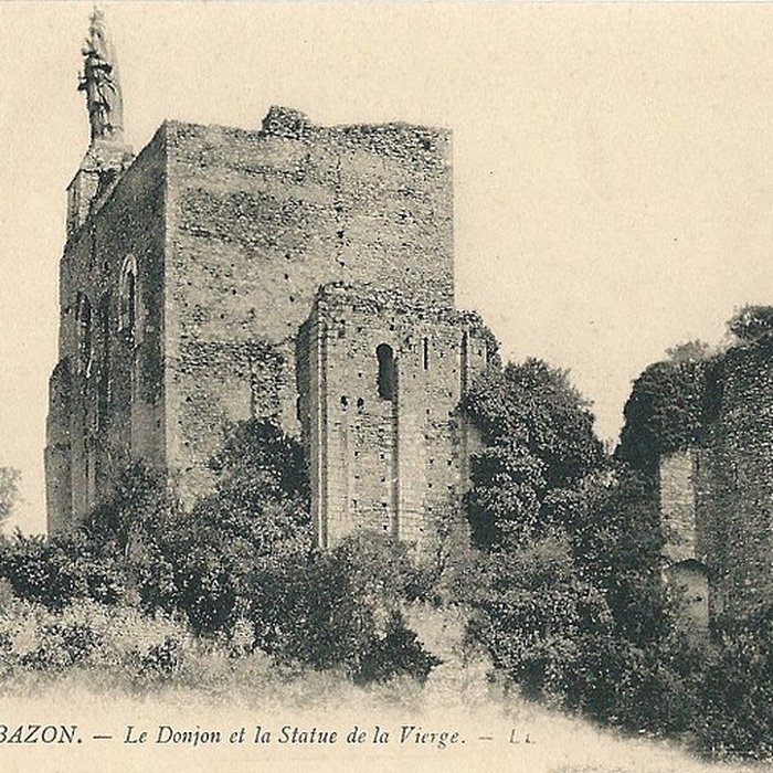 Photo de Site castral de Montbazon