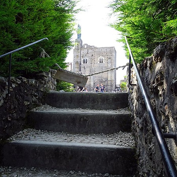 Photo de Site castral de Montbazon