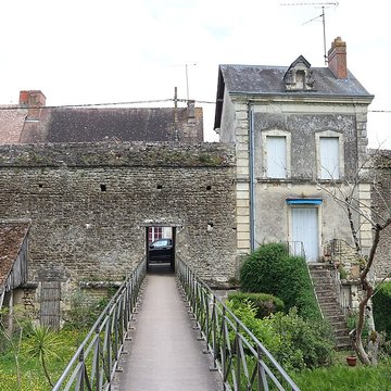 Enceinte de la ville