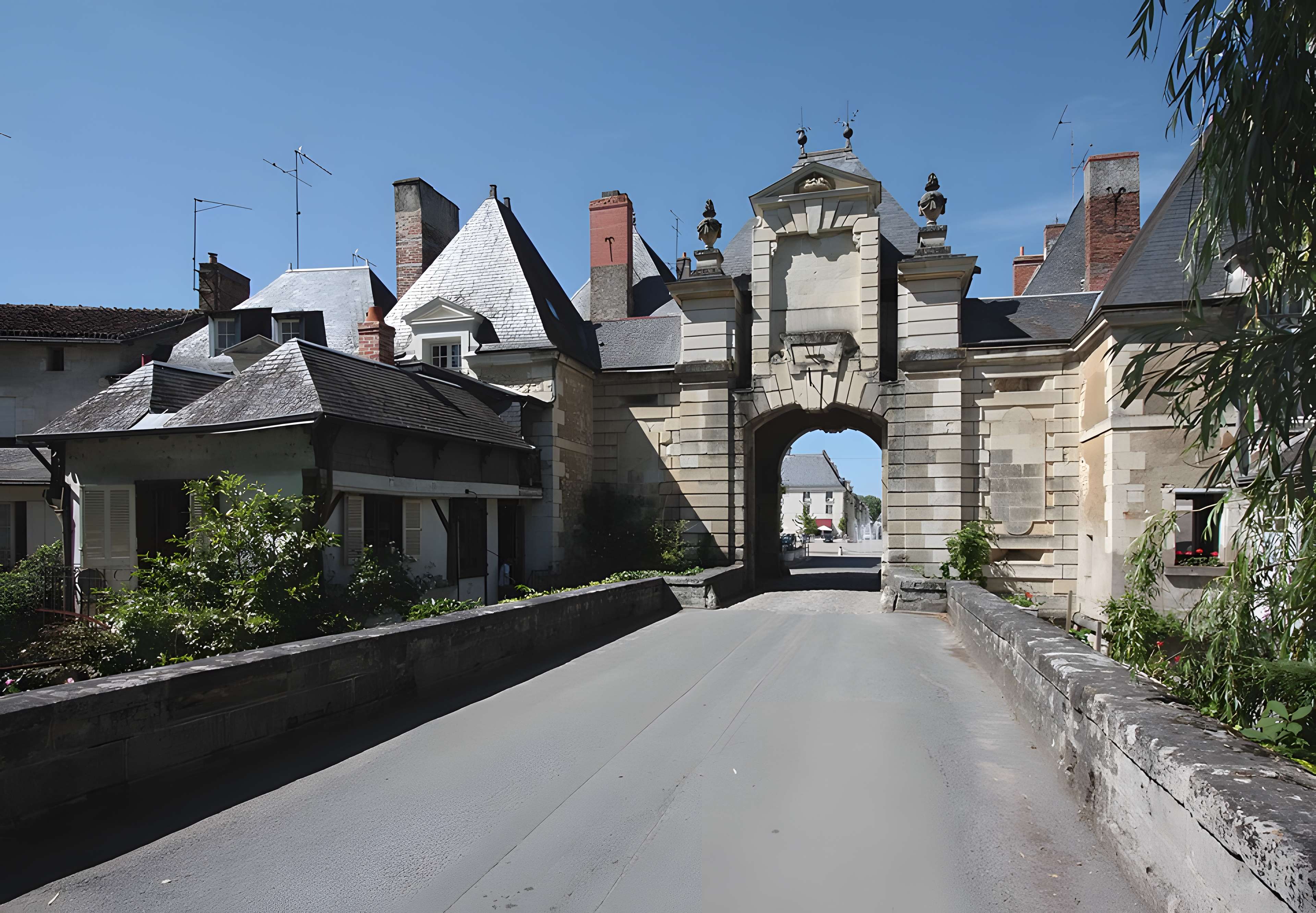 Enceinte de la ville