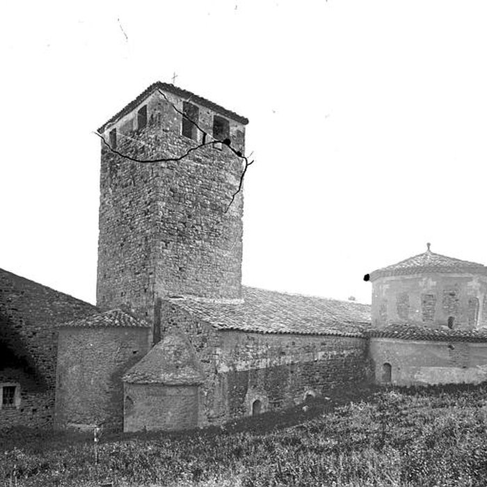 Photo de Église Saint-Étienne de Mélas du Teil
