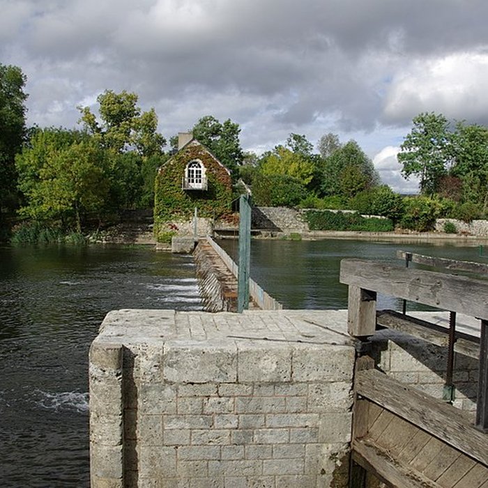 Photo de Site du barrage éclusé mobile à aiguilles de Nitray