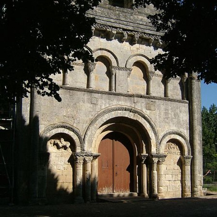 Photo de Église Saint-Étienne de Tauriac