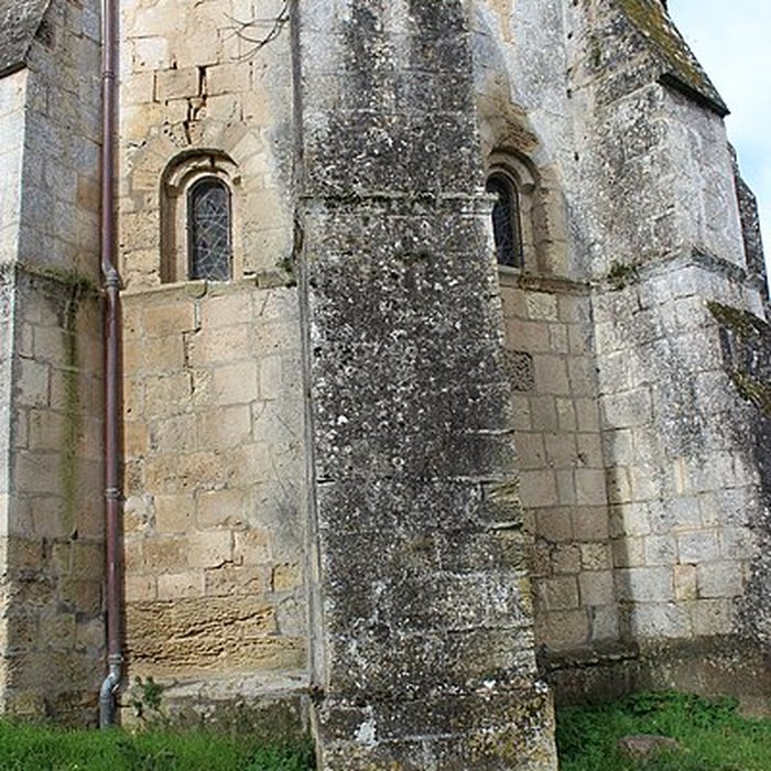 Photo de Église Saint-Étienne de Tauriac
