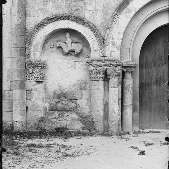 Photo de Église Saint-Étienne de Tauriac