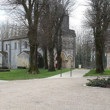 Église Saint-Étienne de Tauriac