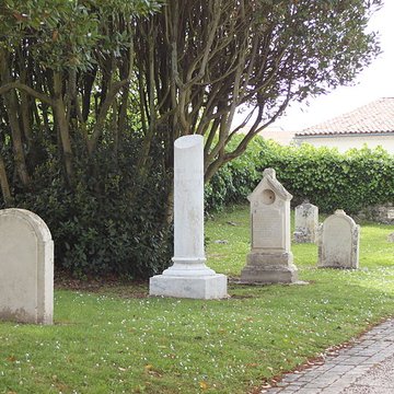 Église Saint-Étienne de Vaux-sur-Mer