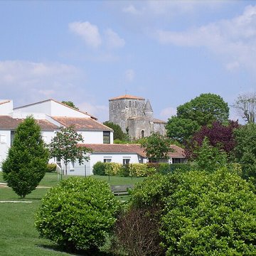Église Saint-Étienne de Vaux-sur-Mer
