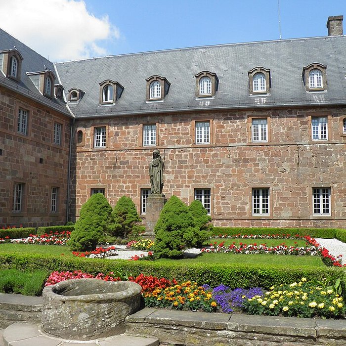 Photo de Abbaye de Hohenbourg Monastère de Sainte-Odile