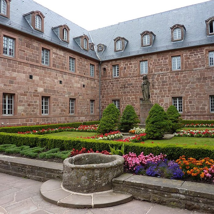Photo de Abbaye de Hohenbourg Monastère de Sainte-Odile