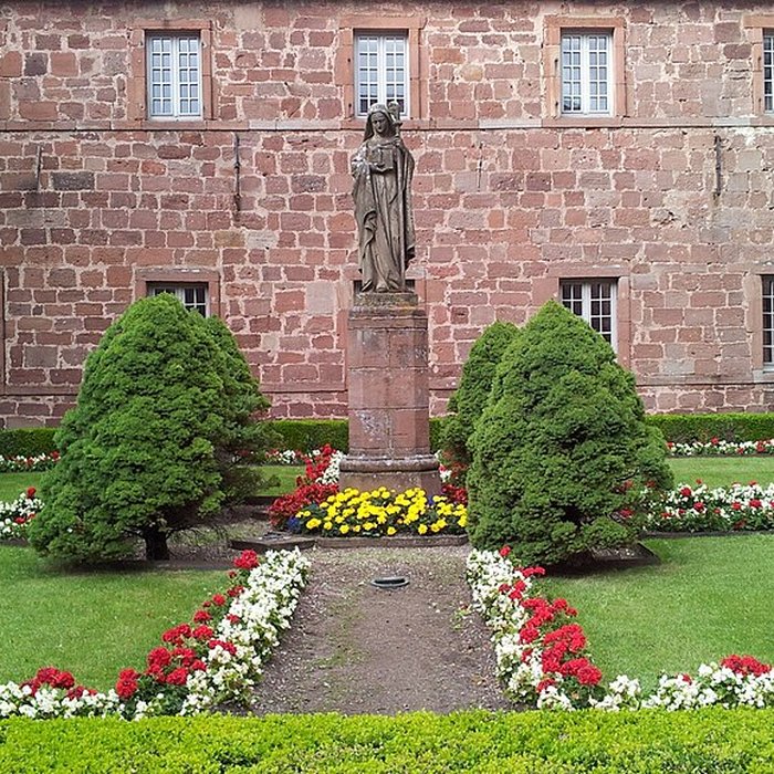 Photo de Abbaye de Hohenbourg Monastère de Sainte-Odile