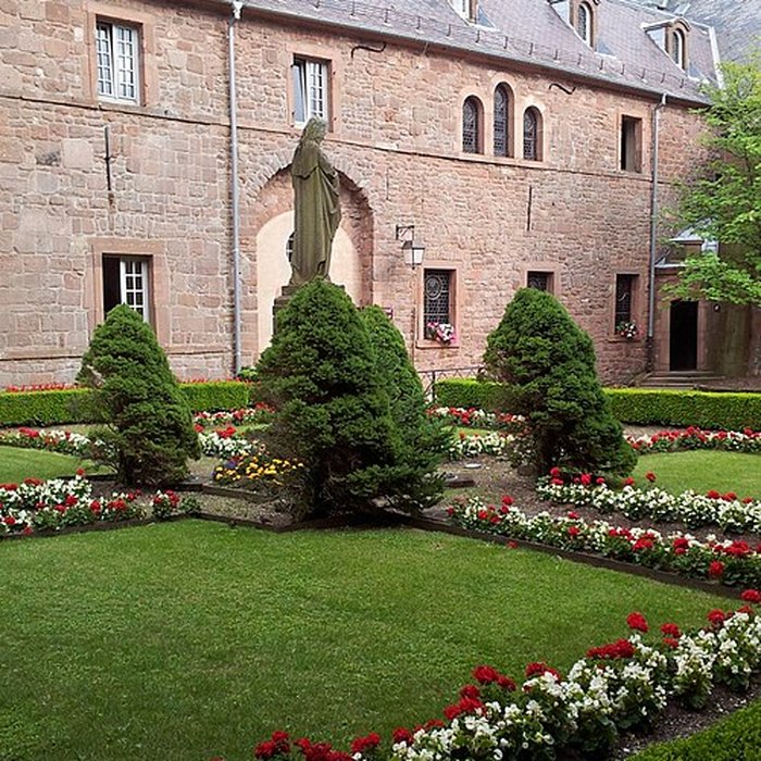 Photo de Abbaye de Hohenbourg Monastère de Sainte-Odile