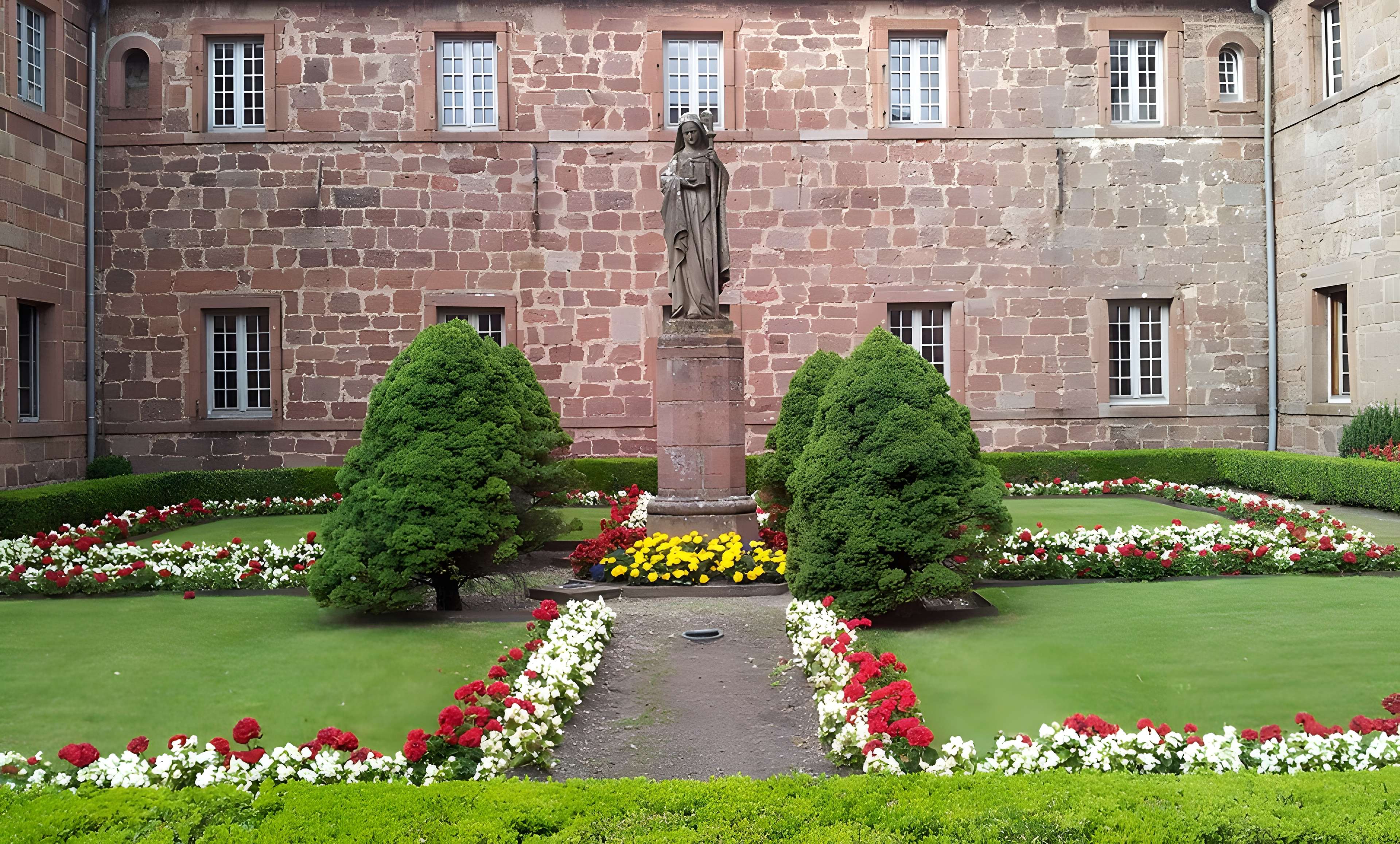 Abbaye de Hohenbourg (Monastère de Sainte-Odile)
