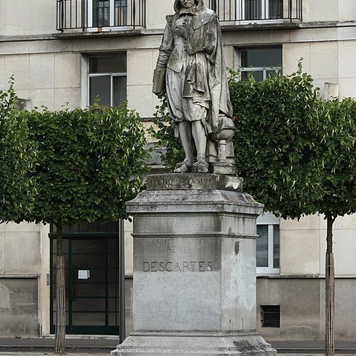 Photo de Monument à Descartes