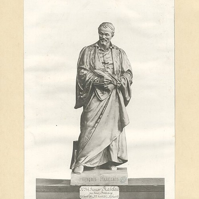 Photo de Monument à Rabelais