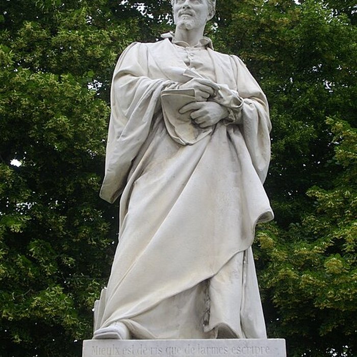 Photo de Monument à Rabelais