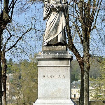 Monument à Rabelais